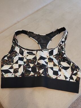 Victoria's Secret Sport Racerback Geometric Print Sports Bra - Size Medium  EUC